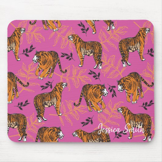 Quirky Tiger Pattern auf hellrosa Mousepad (Vorne)