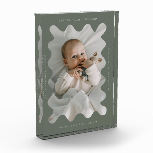 Quirky Wavy Frame Newborn Keepake Green Fotoblock (Links)