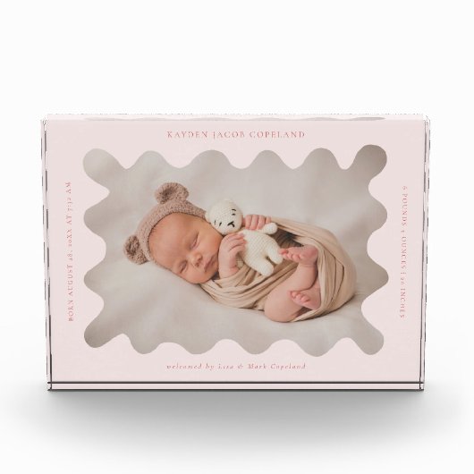 Quirky Wavy Pink Frame Newborn Keepake Fotoblock (Vorderseite)