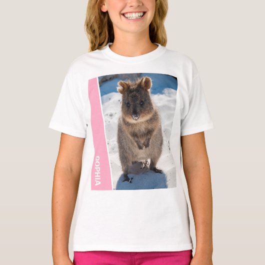 Quokka Cute Animal on the Beach Australia Pink T-Shirt (Vorderseite)