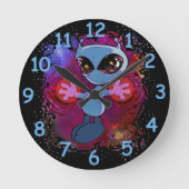 Qwiby Round Clock Runde Wanduhr (Vorderseite)