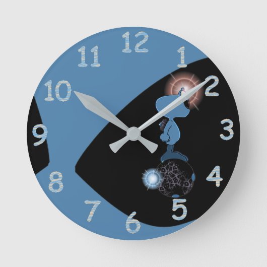 Qwiby Runde Wanduhr (Vorderseite)