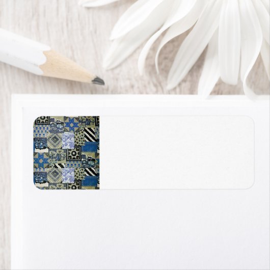 QWL_BluePatchworkQuilt SCRAPBOOKING TEXTILES BLUE (Insitu)