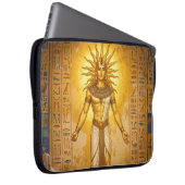 Ra – Ägyptischer Sonnengott´2 Laptopschutzhülle (Vorne Rechts)
