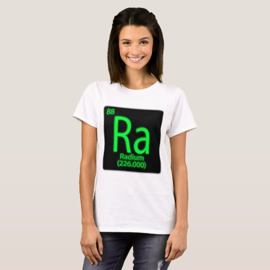 Ra Radium leuchtet im Dunkeln. Radium wird wie T-Shirt (Vorne ganz)
