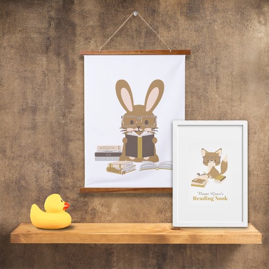 Rabbit Bunny Reading Poster Wandteppich Mit Holzrahmen
