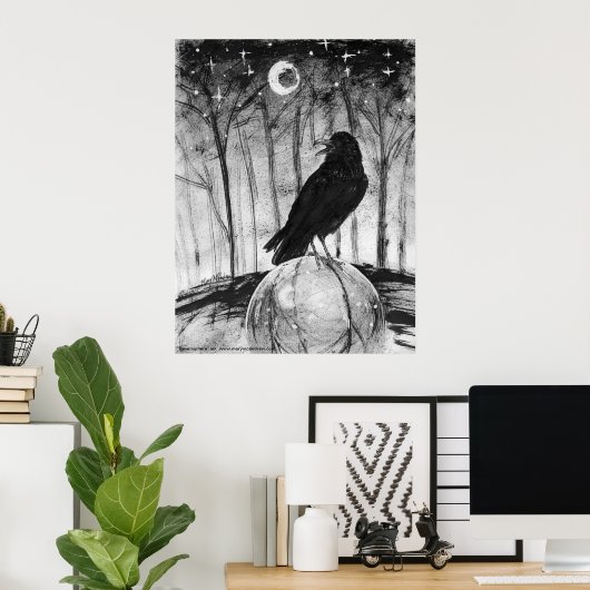 Rabe (schwarzer Vogel) in Wäldern mit Mond und Ste Poster (Heimbüro)