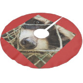 Raccon on Tree Skirt, Brushed Polyester Weihnachtsbaumdecke (Schrägansicht)