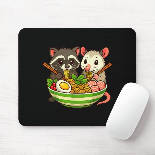 Raccoon And Ossum Eating Ramen Noodles  Mousepad (Mit Mouse)