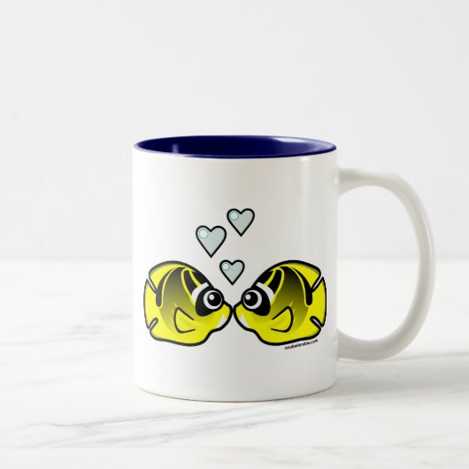 Raccoon Butterflyfish Liebe Zweifarbige Tasse (Rechts)