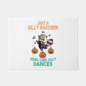 Raccoon Dancing Halloween Pumpkin Party Fußmatte (Vorderseite)