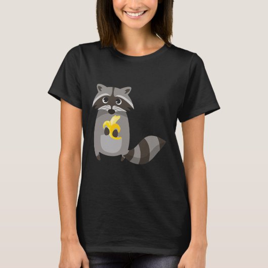 Raccoon Eating Banana Frucht Niedlich aussehen T-Shirt (Vorderseite)