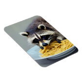 Raccoon Eating Spaghetti Magnet (Rechte Seite)