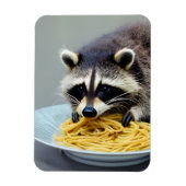 Raccoon Eating Spaghetti Magnet (Vertikal)