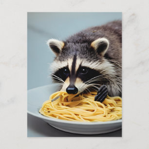 Raccoon Eating Spaghetti Postkarte