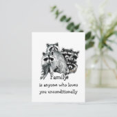 Raccoon Family Liebe Zitat Tierart Postkarte (Stehend Vorderseite)