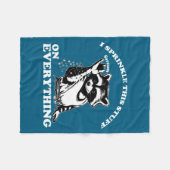 Raccoon I Sprinkle This Stuff On Everything Funny  Fleecedecke (Vorderseite (Horizontal))