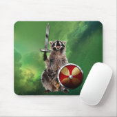 Raccoon im Weltraumschild Schwert Niedlich lustig Mousepad (Mit Mouse)