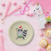 Raccoon in der Weihnachtsmannmütze in der Urlaubsa Pappteller (Party)