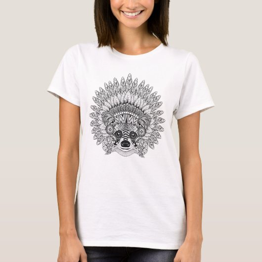 Raccoon in Featherkrieg Bonnet Doodle T-Shirt (Vorderseite)