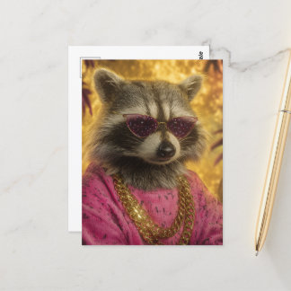 Raccoon in Sonnenbrillen und Goldketten Postkarte