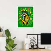 Raccoon mitten im Garten der Wildblume Poster (Heimbüro)