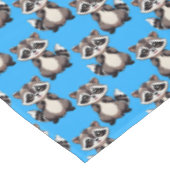 Raccoon Pattern Design Blue  Tischdecke (Schrägansicht)