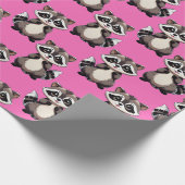 Raccoon Pattern Design Pink  Geschenkpapier (Ecke)