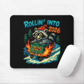 Raccoon Rollin Into 2026 Dumpster Fire New Year Me Mousepad (Mit Mouse)