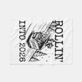 Raccoon Rolling Into 2026 Happy New Year 2026 Funn Fleecedecke (Vorderseite (Horizontal))