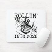 Raccoon Rolling Into 2026 Happy New Year 2026 Funn Mousepad (Mit Mouse)