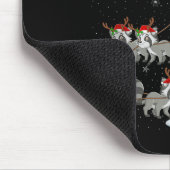 Raccoon Santa Sleigh Flying Funny Magical Christma Mousepad (Ecke)