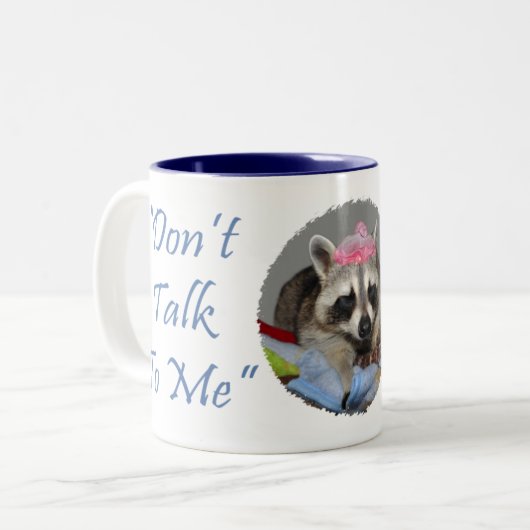 Raccoon-Schlafenkaffee-Tasse Zweifarbige Tasse (Vorderseite Links)
