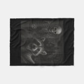 Raccoon Selfie With Skeleton Funny Raccoon Hallowe Fleecedecke (Vorderseite (Horizontal))