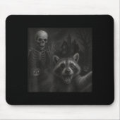 Raccoon Selfie With Skeleton Funny Raccoon Hallowe Mousepad (Vorne)