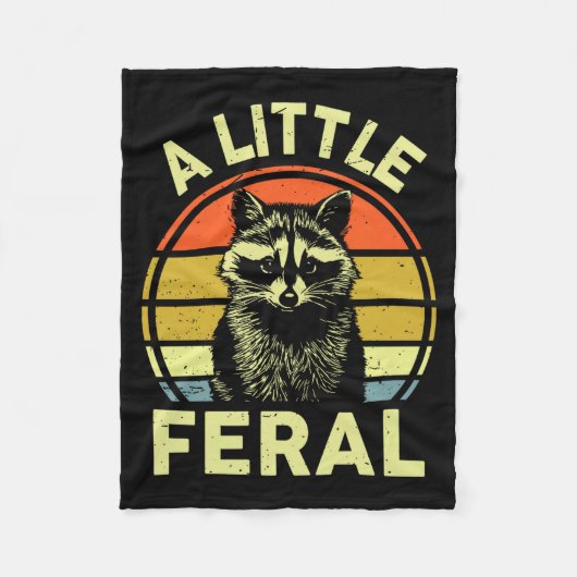 Raccoon-shirt A Little Feral Funny Raccoon Premium Fleecedecke (Vorderseite)
