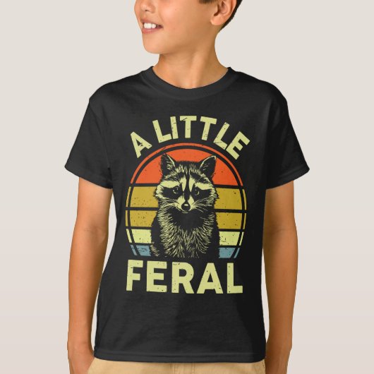 Raccoon-shirt A Little Feral Funny Raccoon Premium T-Shirt (Vorderseite)