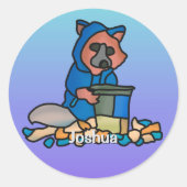 Raccoon Street Erkundung durch einen Mülleimer | S Runder Aufkleber (Vorderseite)