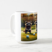 Raccoons Golf spielen Kaffeetasse (Vorderseite Links)