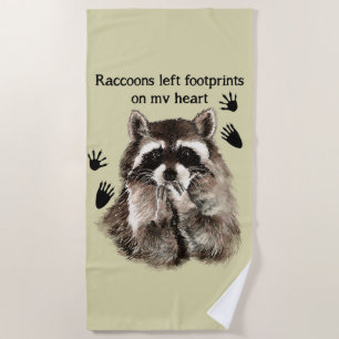 Raccoons links Fußspuren auf meinem Herzen Strandtuch