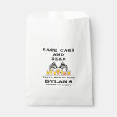 Race Cars & Beer Checkered Flag Raceday Birthday Geschenktütchen (Vorderseite)