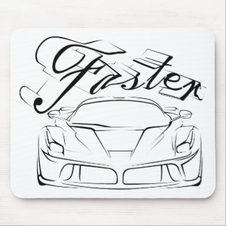 Racecar in Stämmen Mousepad