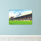 Racegruns Ansicht des Grand Stand auf der Strecke Leinwanddruck (Insitu (Holzboden))