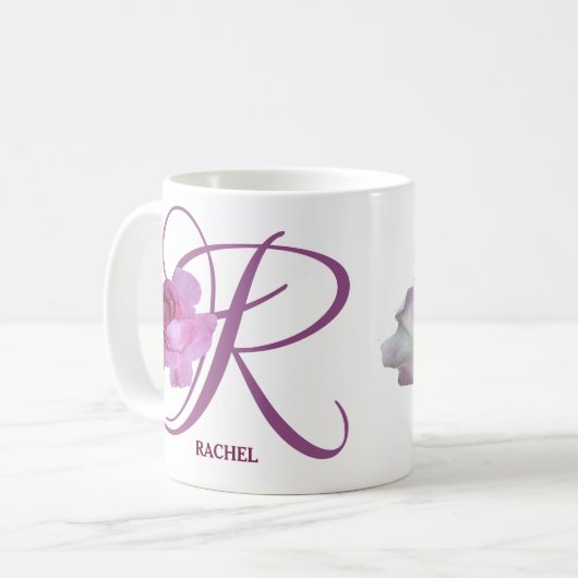 Rachelname Monogramm Rosa Rosa Blütenblüte Kaffeetasse (Vorderseite Links)