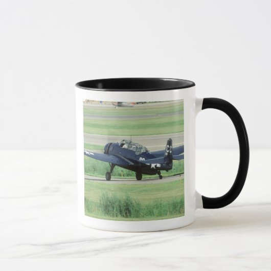 Rächer-Marine-Fördermaschinentorpedo Grummans Tasse (Rechts)