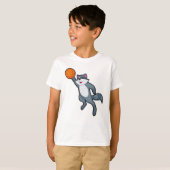 Racoon als Basketballspieler mit Basketball T-Shirt (Vorne ganz)