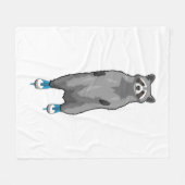 Racoon bei Ice Skaten mit Ice-Skaten Fleecedecke (Vorderseite (Horizontal))