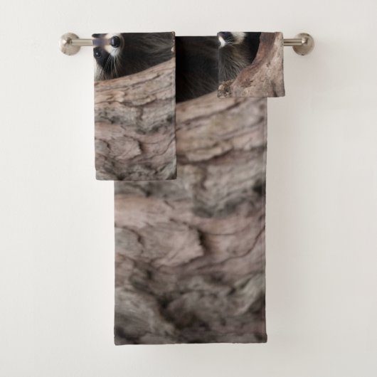 Racoon in der Baumhöhle Badhandtuch Set (Insitu)
