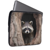 Racoon in der Baumhöhle Laptopschutzhülle (Vorne Rechts)