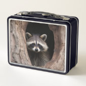 Racoon in der Baumhöhle Metall Brotdose (Rückseite)